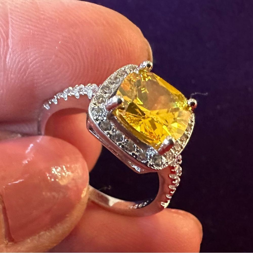 Citrine Gemstone 925 Sterling Silver Ring NWOT